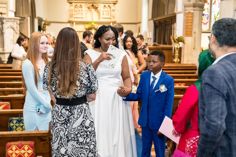 Luxury documentary wedding photography at high-end UK venue - Photo 51