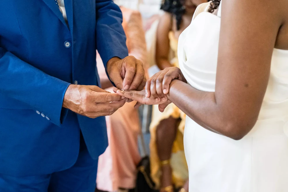 Luxury documentary wedding photography at high-end UK venue - Photo 53