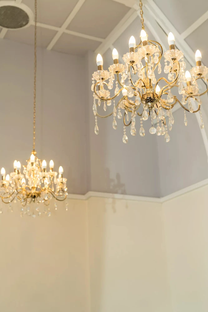 Luxury documentary wedding photography at high-end UK venue - Photo 8